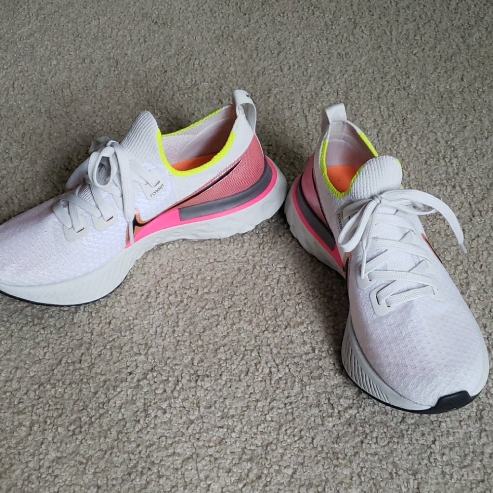 Nike Infinity React